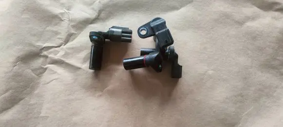Ford Mustang V Camshaft speed sensor AT4E-6B288