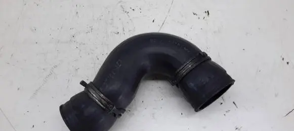 Volkswagen Golf IV Intercooler hose/pipe 1J0145838B