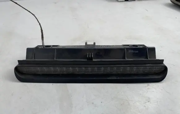 Volvo S70 V70 V70 XC Third/center stoplight 9151490
