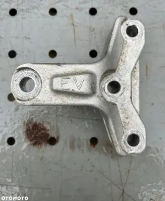 KIA Niro Engine mounting bracket