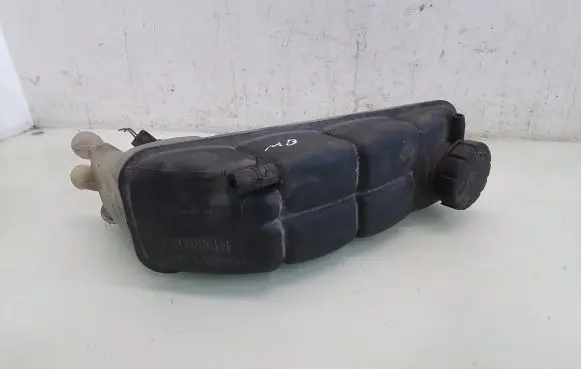 Mercedes-Benz E W210 Coolant expansion tank/reservoir 2105000349
