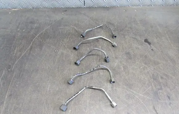 Ford Grand C-MAX Fuel line pipe 