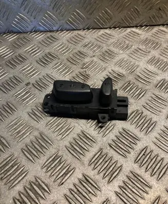 Chrysler Voyager Seat control switch 4685379AB