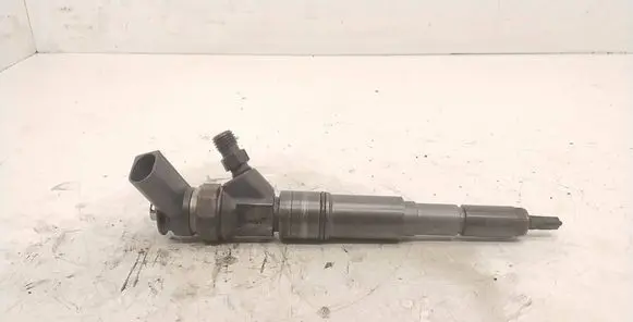 Fuel injector