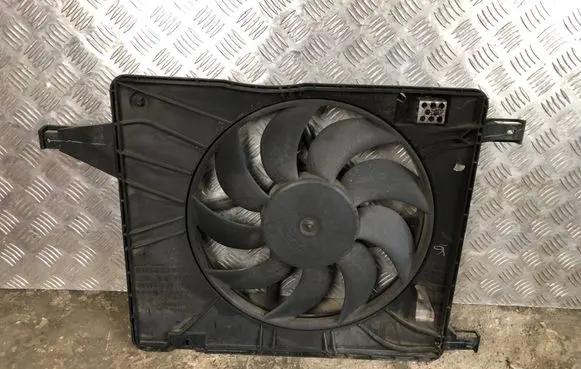 Nissan Qashqai Electric radiator cooling fan