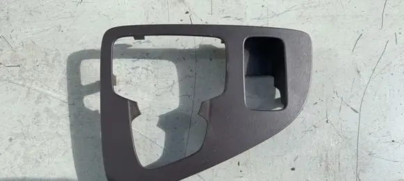 Opel Insignia A Other center console (tunnel) element 13273683