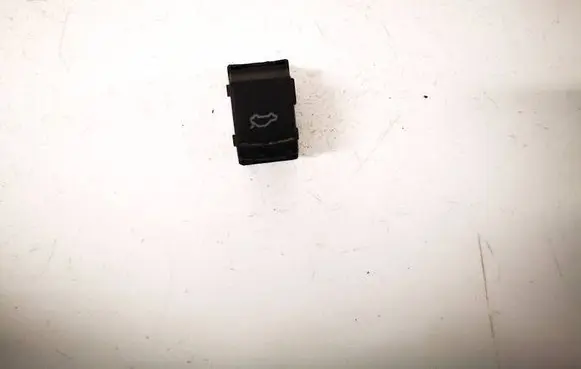 Volkswagen PASSAT B5.5 Tailgate opening switch 1J0959831A