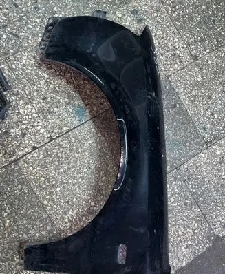 Audi A6 S6 C5 4B Fender