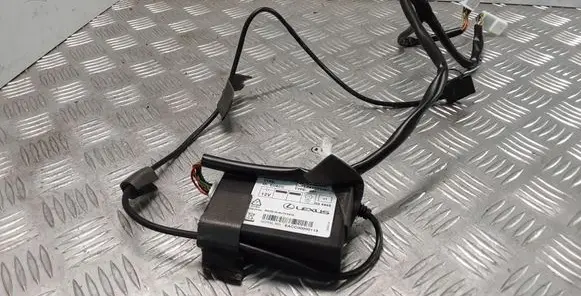 Lexus LS 460 - 600H iPod connector socket PZ4730026401