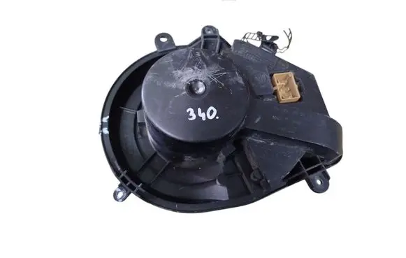 Volkswagen PASSAT B5 Heater fan/blower 8D1820021