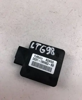 Ford Fiesta Rain sensor DE8T19H463BB