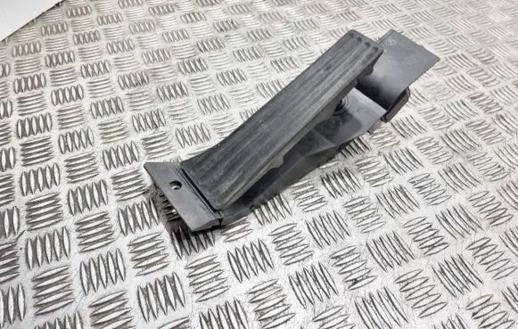 BMW 5 E60 E61 Accelerator throttle pedal 6772645 25916010 050506
