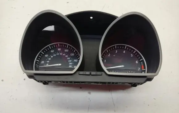 BMW Z4 E85 E86 Speedometer (instrument cluster) 4125488 62114125488 1024250