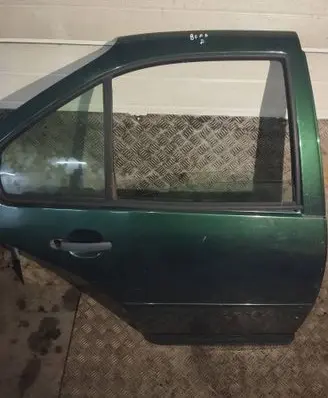 Volkswagen Bora Rear door