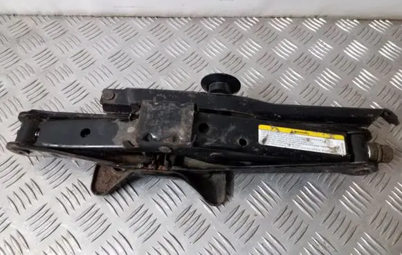 Chrysler Voyager Lift Jack 52110391AB