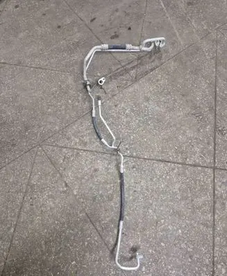 Ford Explorer Air conditioning (A/C) pipe/hose Eb5319a834