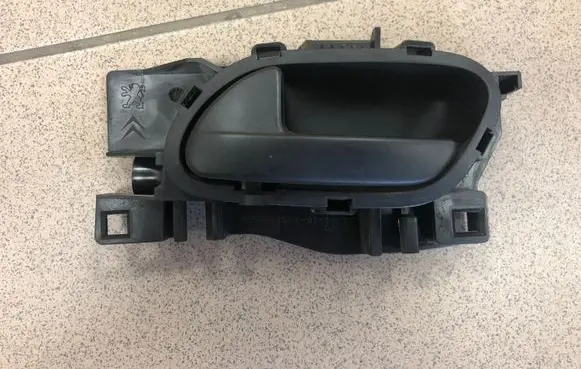 Front door interior handle