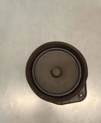Opel Zafira C Front door speaker 