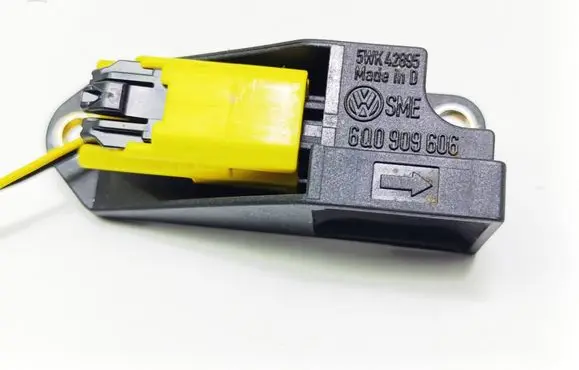 Volkswagen Sharan Airbag deployment crash/impact sensor 6Q0909606