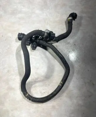 BMW X5 F15 Engine coolant pipe/hose 8514220