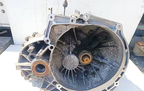 Volvo C30 Manual 5 speed gearbox 6N5R7002YD