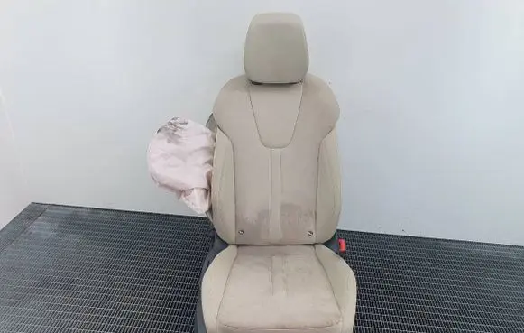 Skoda Octavia Mk4 Front passenger seat
