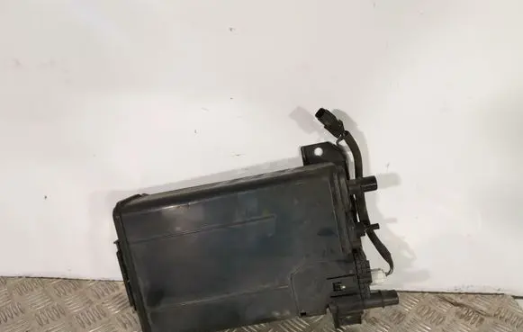 Lexus LX 570 other engine part 7774060520