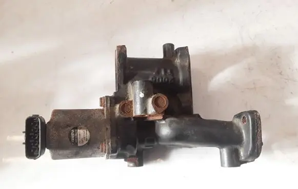 Opel Astra H EGR valve 8973586130