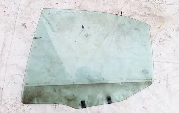 Mitsubishi Carisma Rear door window glass as2