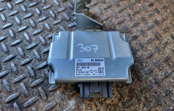 Ford Focus Voltage converter/converter module BV6T14B526BB