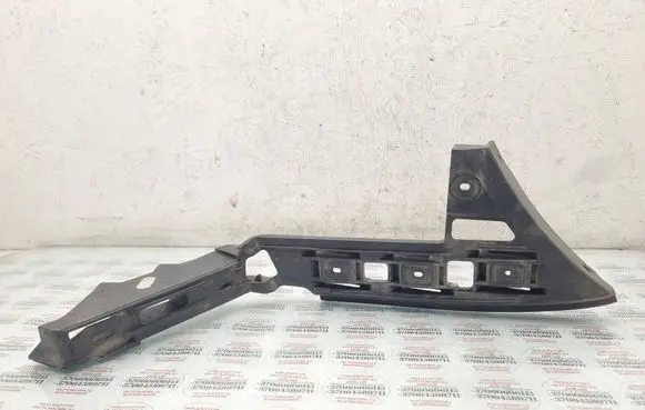 Volkswagen Touran I Rear bumper mounting bracket 1T0807376C