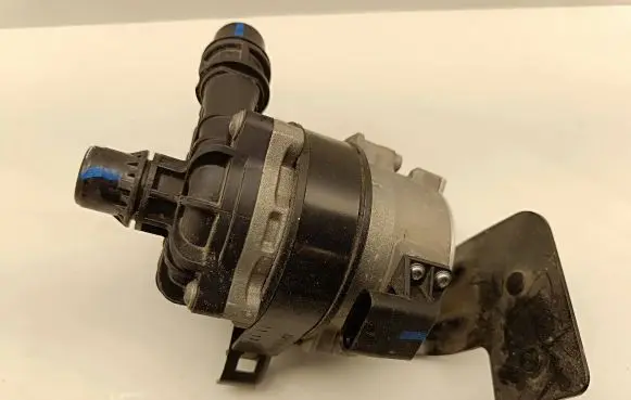 Chrysler Pacifica Water pump 68237837AA