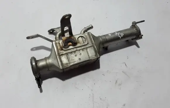 Volkswagen Touareg III EGR valve cooler 059131508BP