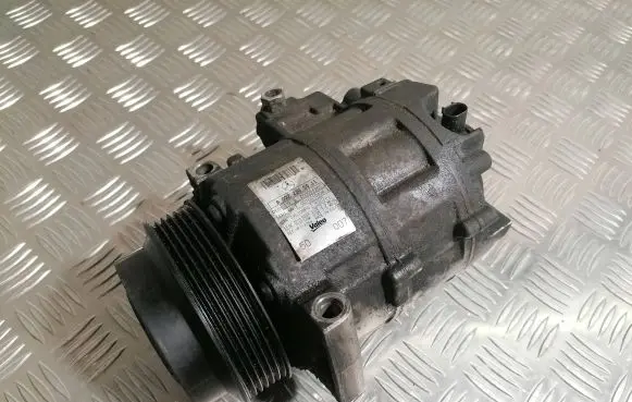 Mercedes-Benz C W204 Air conditioning (A/C) compressor (pump) A0022305011