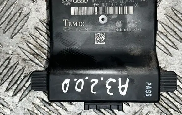 Audi A3 S3 8P Gateway control module 1K0907530D 1K0907951