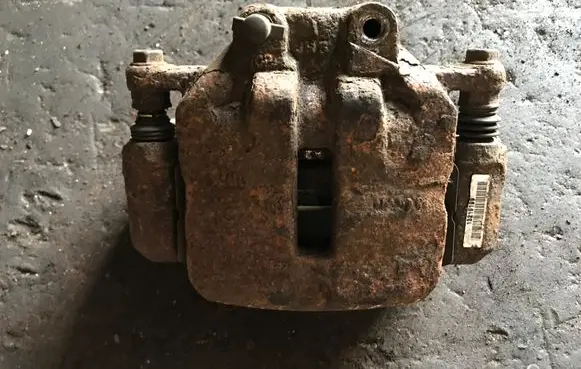 Opel Insignia A Front brake caliper 13219199