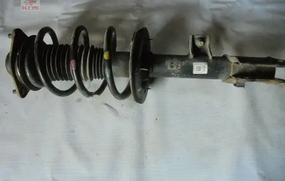 KIA Sportage Front shock absorber/damper
