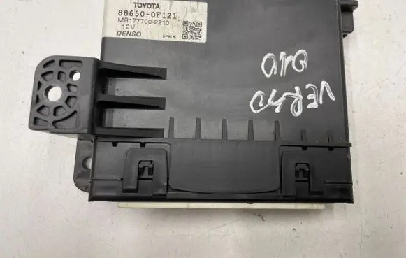 Toyota Verso Climate control unit 886500F121 MB1777002210