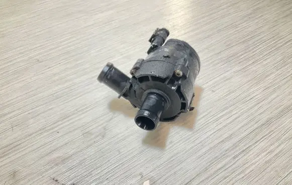 Volkswagen Golf VII Electric auxiliary coolant/water pump 5Q0965567 0392023209