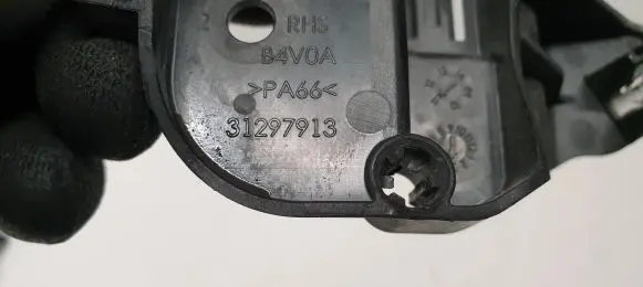 Volvo S60 Headlight/headlamp mounting bracket 31297913 B4V0A