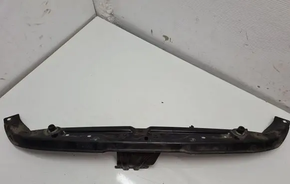 Top upper radiator support slam panel