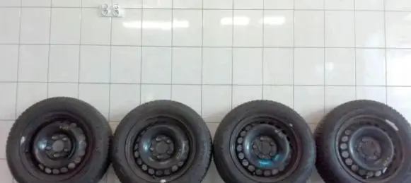 Mercedes-Benz A W169 R12 summer tire 