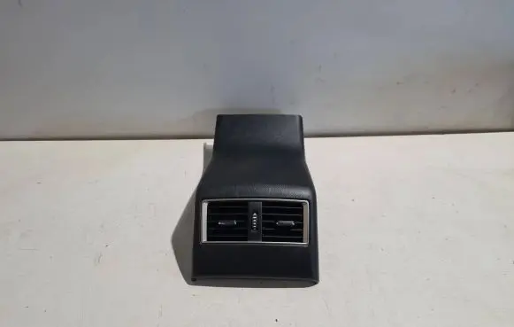 Lexus NX Rear air vent grill 5892378010 5886378010