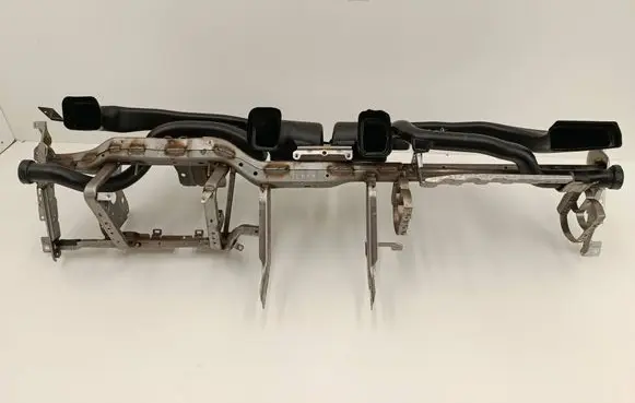 Dodge Challenger Dashboard cross member/frame bar 4780921AC