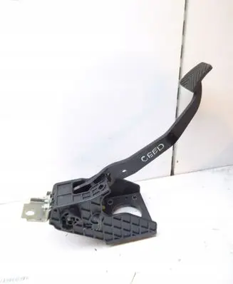 KIA Ceed Brake pedal 32800-1H100
