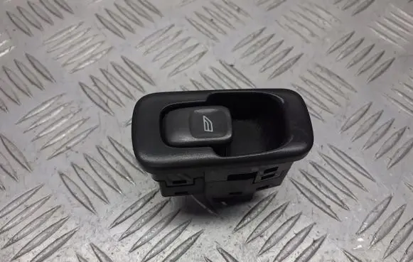 Volvo S80 Quarter vent window switch 9476695