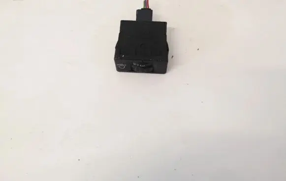 Headlight level height control switch