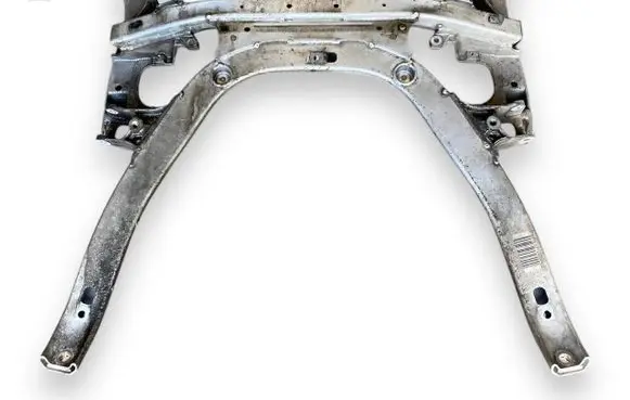BMW 5 E60 E61 Front subframe 6759461 6759462 2121644