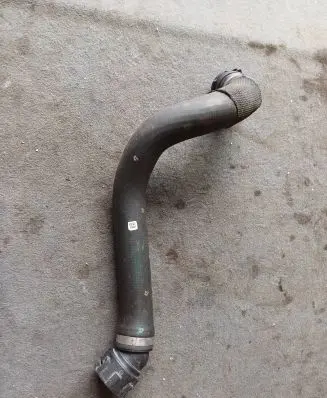 BMW 5 G30 G31 Engine coolant pipe/hose 1626971