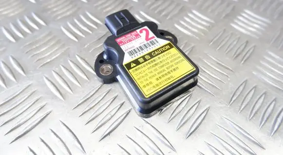 Lexus GS 250 350 300H 450H Acceleration sensor 8918350030